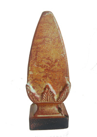 Obelisk prydnad